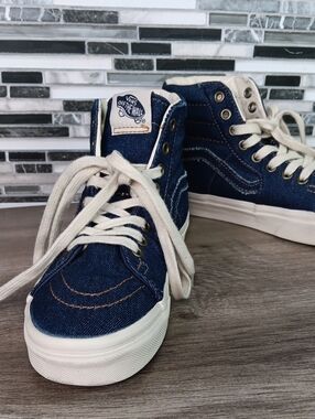Vans Denim High Top Women 7 Lace Up Skater Girl Casual Back To School